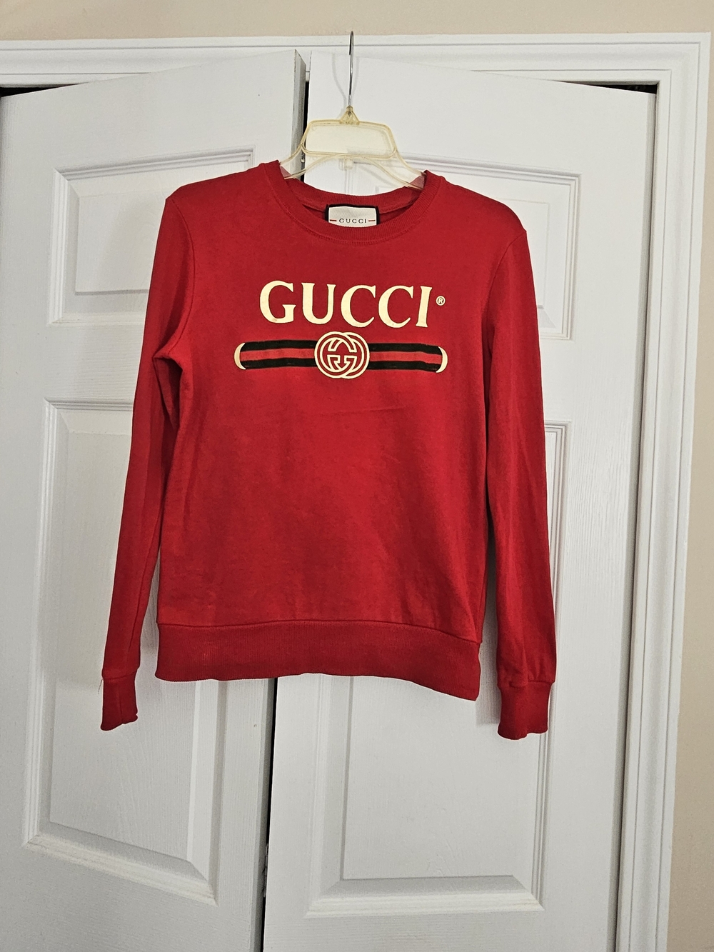 Gucci Red Logo Crewneck Sweater - Picture 2 of 10